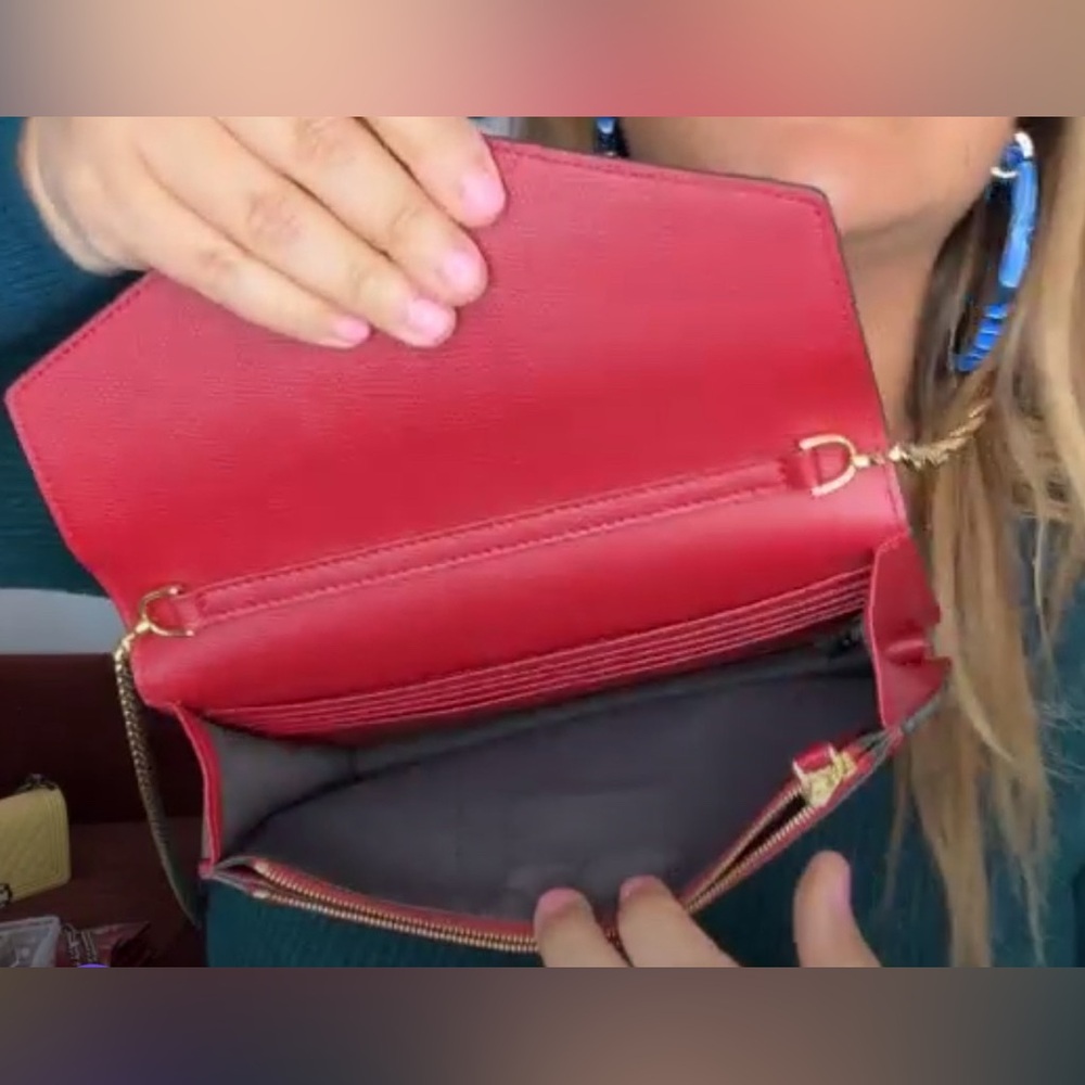 Sold! Fendi Red and Black Leather Bag - Picture 6 of 6